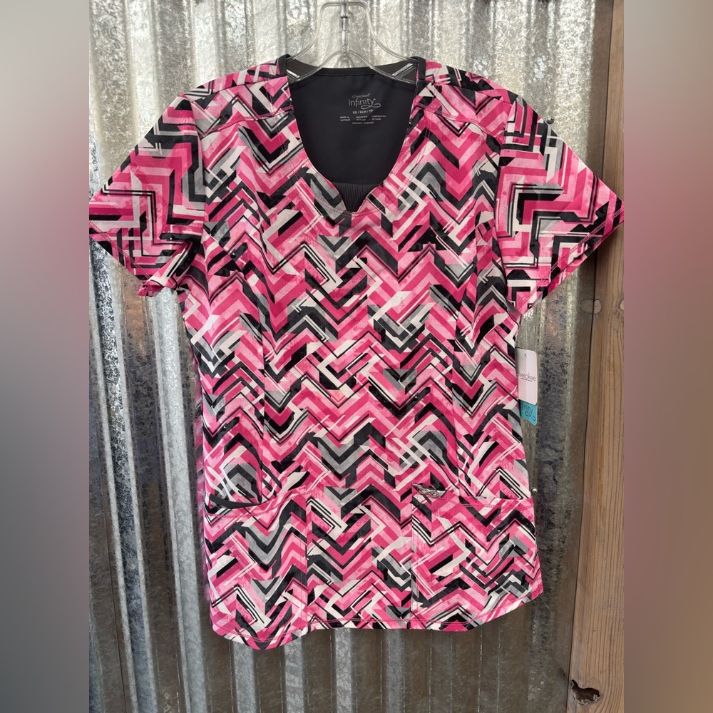 INFINITY Women's Scrub Top Pink and Black Geometric